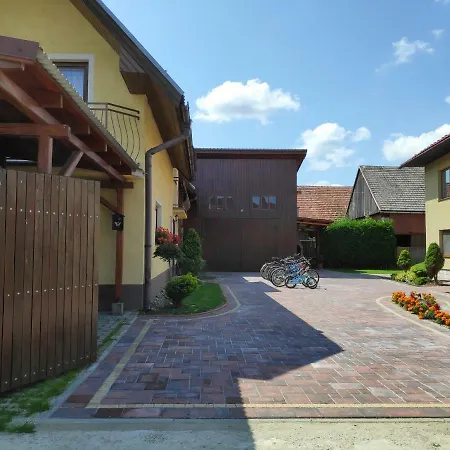 Kwatera prywatna Domcek Janina *